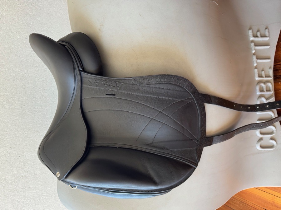 17” Arion Atlas Dressage Saddle - 2024 - AO Wide Tree - 2C - NEW