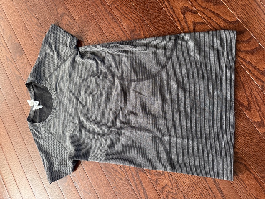 Lululemon Short-Sleeve Shirt 