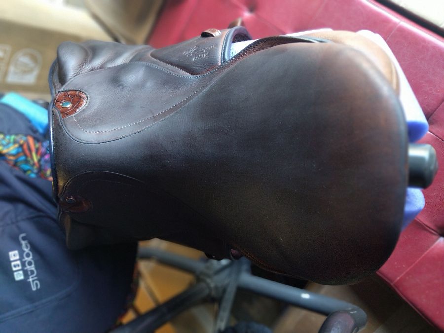 Stubben Monoflap Jump Saddle