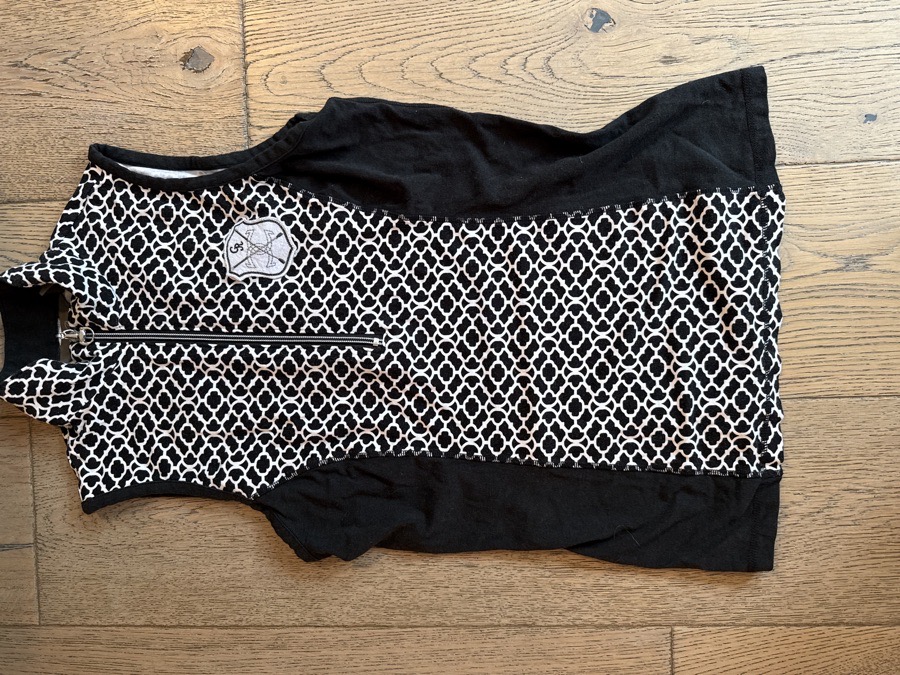 Goode Rider Sleeveless Half Zip Size Medium 