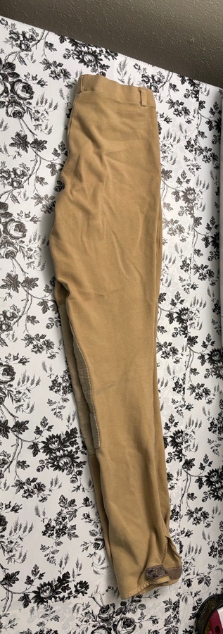 26R TUFFRIDER Ladies Knee Patch Breeches 