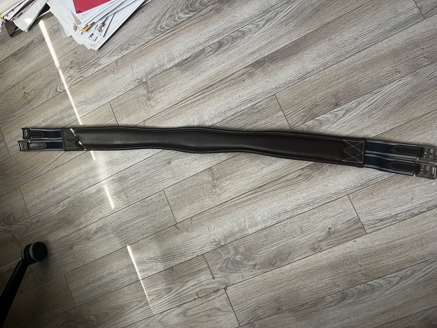 Suffolk Raised Fancy Stitch Girth- 48”