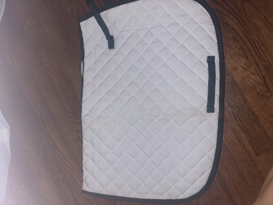 White and green Dover pad