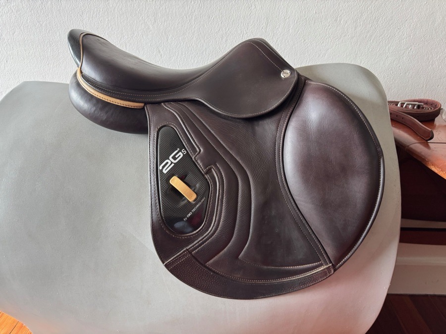 17” 2023 CWD SE40 2Gs PRO Saddle - 3C - Full Buffalo