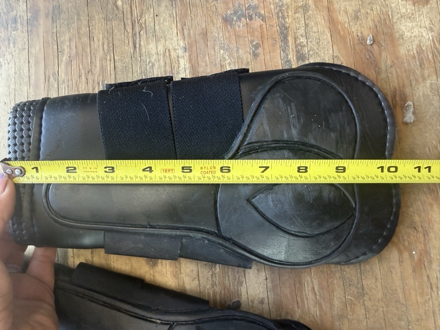 galloping boots