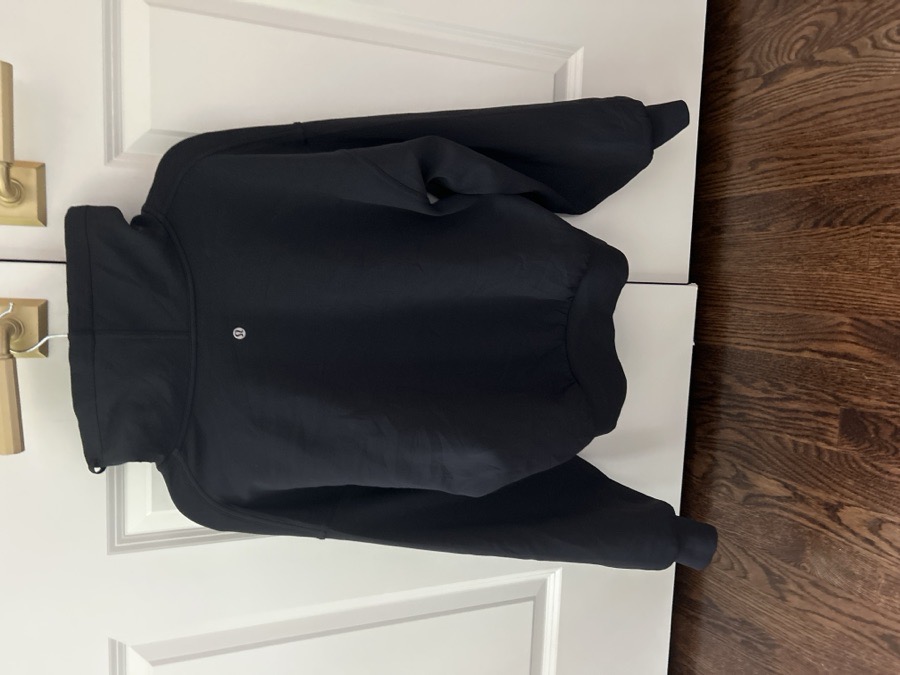 Lululemon cropped turtle neck 