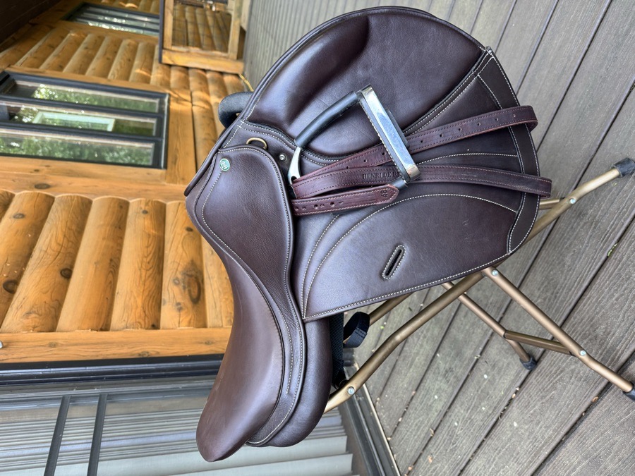 HDR - HENRI DE RIVEL EQUIPE CLOSE CONTACT SADDLE | 16.5" SEAT  | 2025
