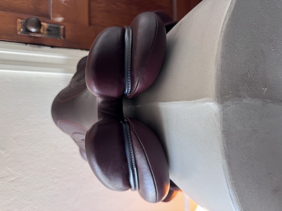17.5” 2023 Devoucoux Enara Saddle - 2A - Full Buffalo!