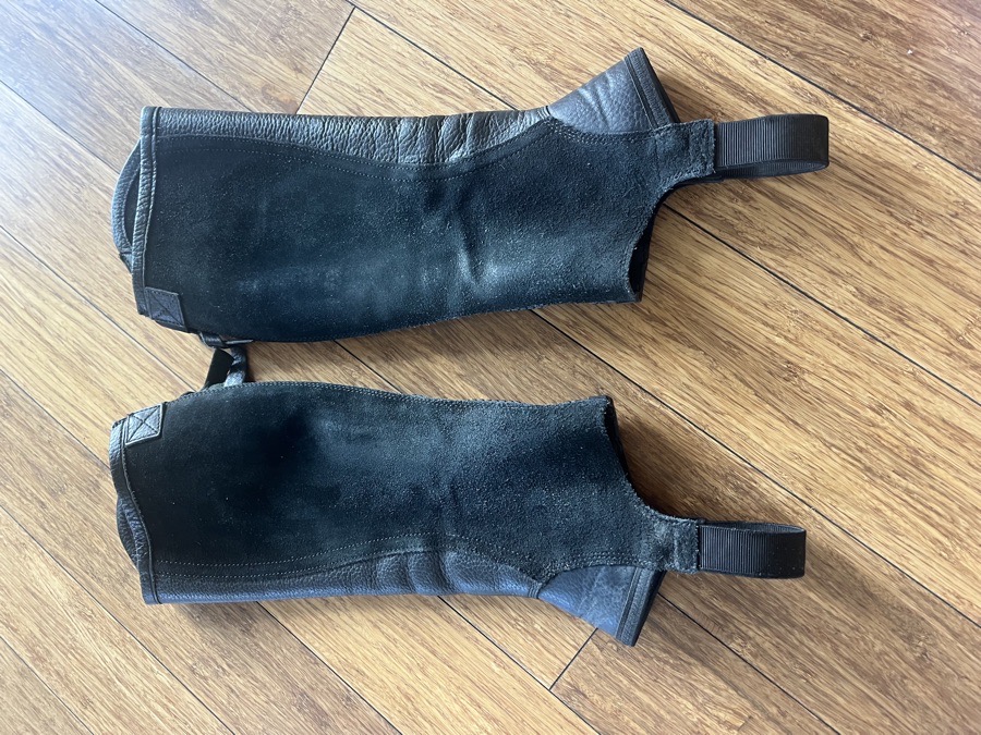 Ariat concord half chaps 