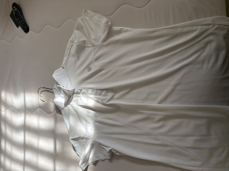 Ariat short sleeve/pro series L shirt