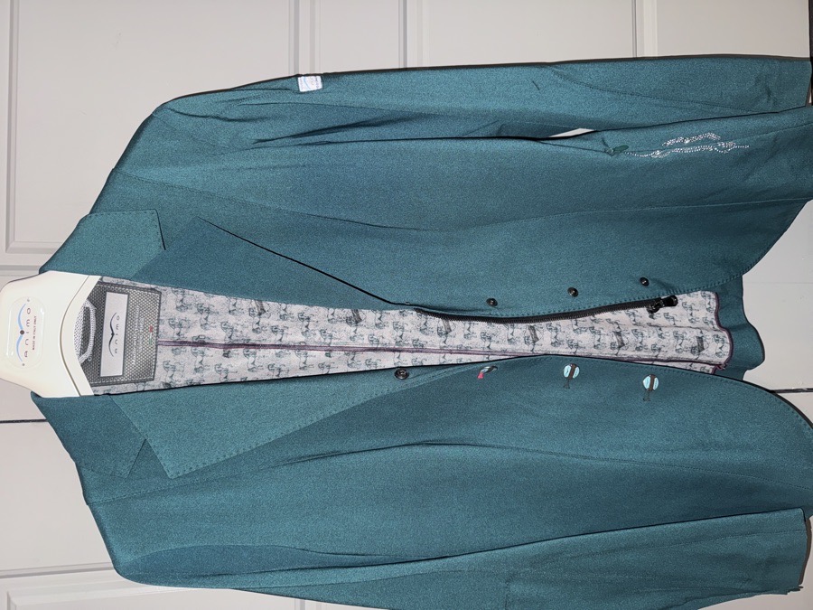 Animo Show Jacket with embellishments 