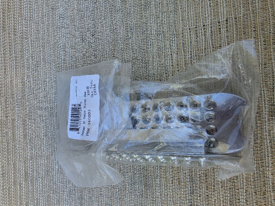 CENTAUR Grated Stirrup Pads