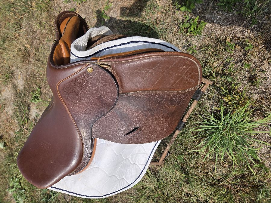 16 inch hunt saddle