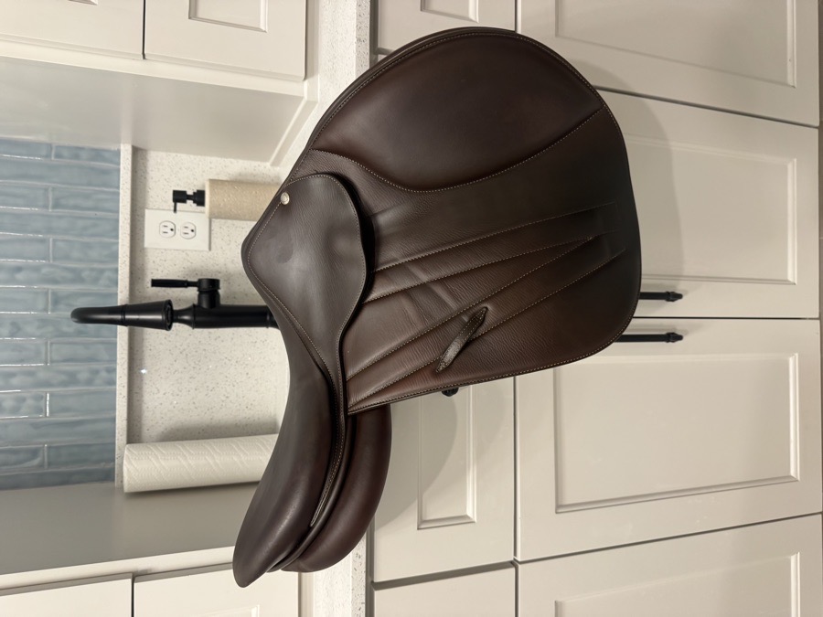 Butet 16.5 Close Contact Saddle 