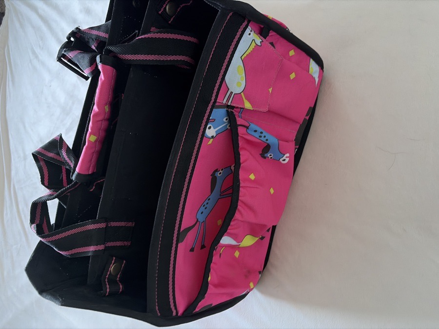 CENTAUR Grooming Tote