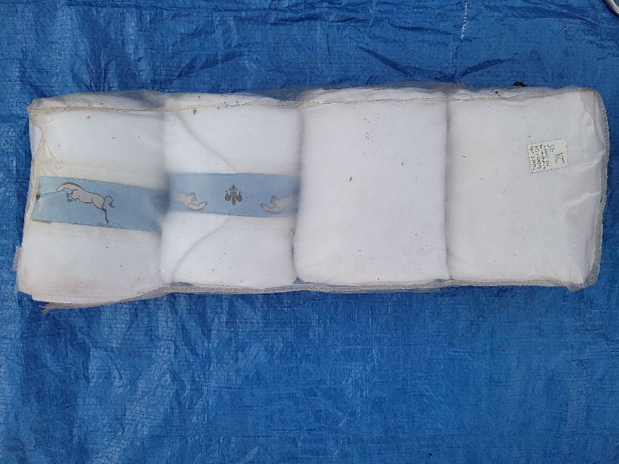 EQUINE COUTURE Polo Wraps & Standing Wraps