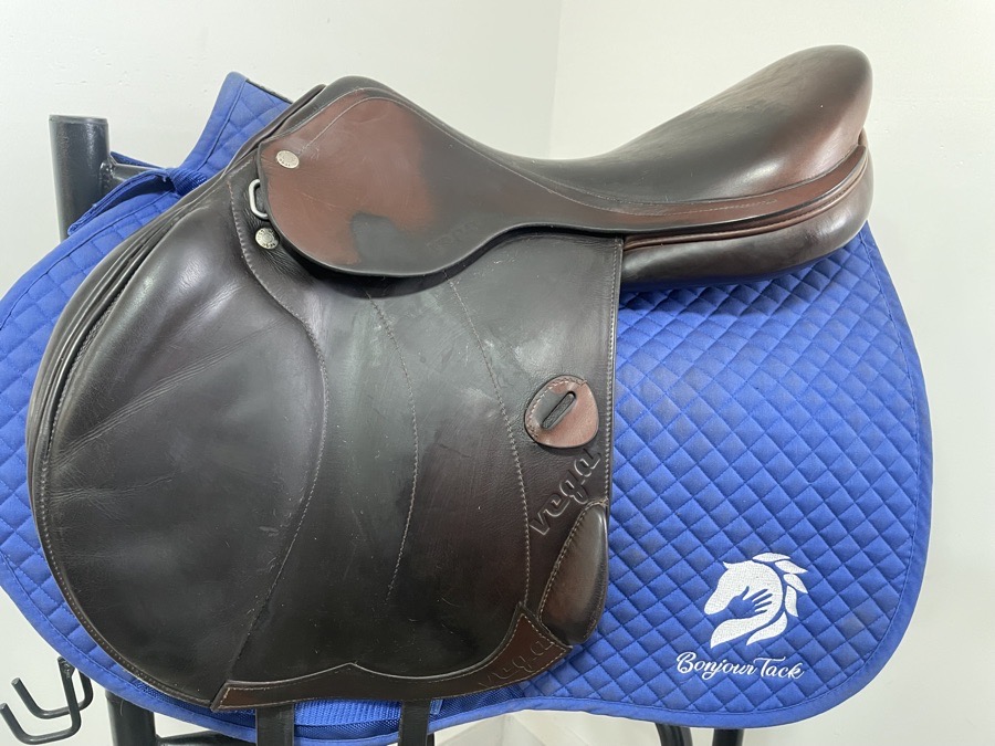 18” Amerigo Vega Monoflap - 4.75” dot to dot