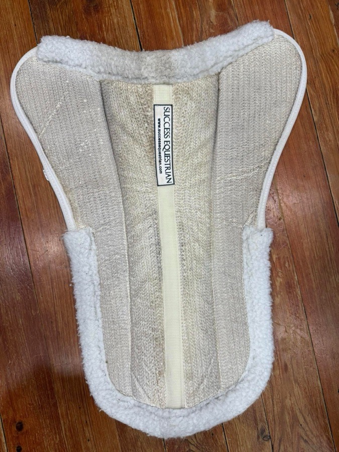 Success Equestrian Deluxe Hunter Half Pad