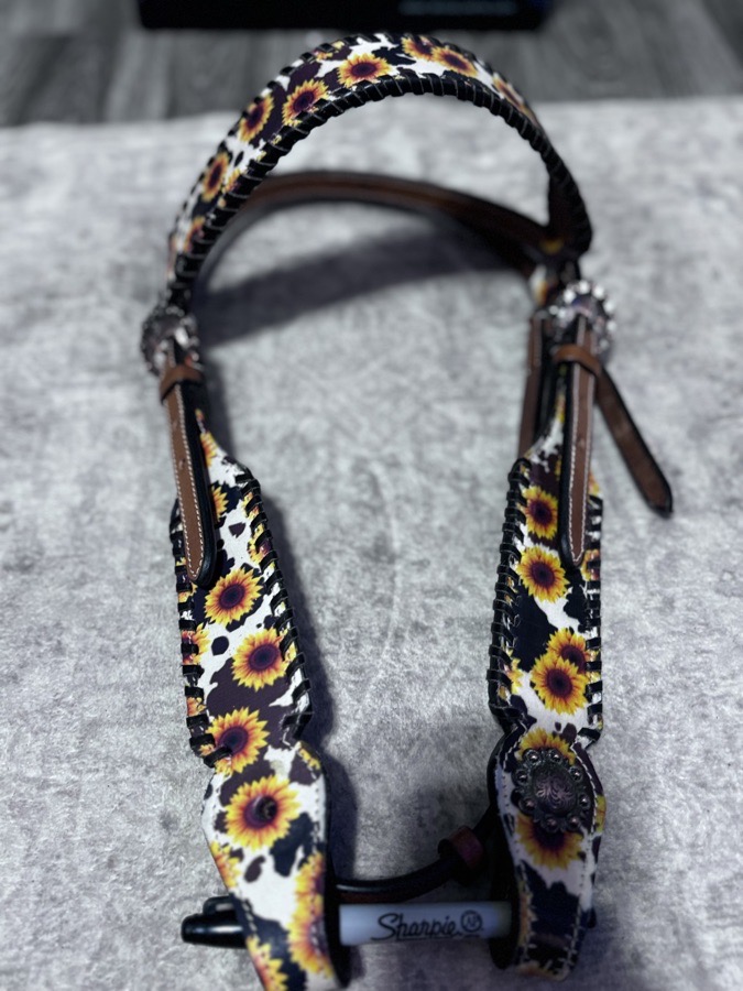  Hotheadstall  breast collar