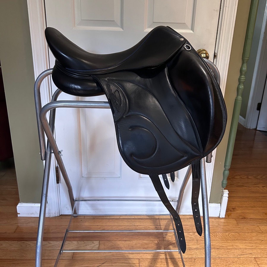 17.5” Devoucoux Loreak