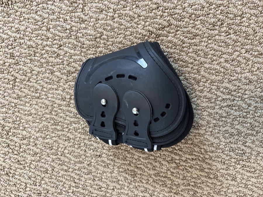 Hind small horse tendon boots