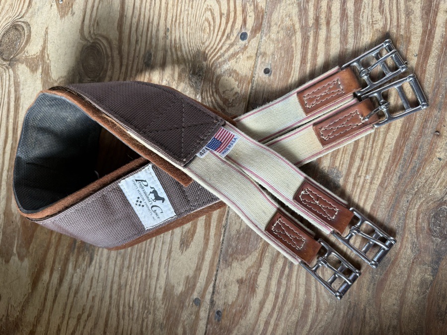 PROFESSIONAL'S CHOICE 42” girth