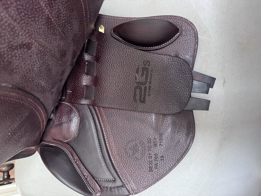 17” CWD Mademoiselle 2Gs Saddle - 2C - Full Buffalo - LIKE NEW!