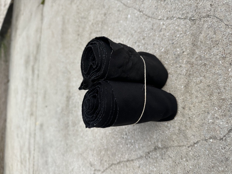 Black Standing Wraps