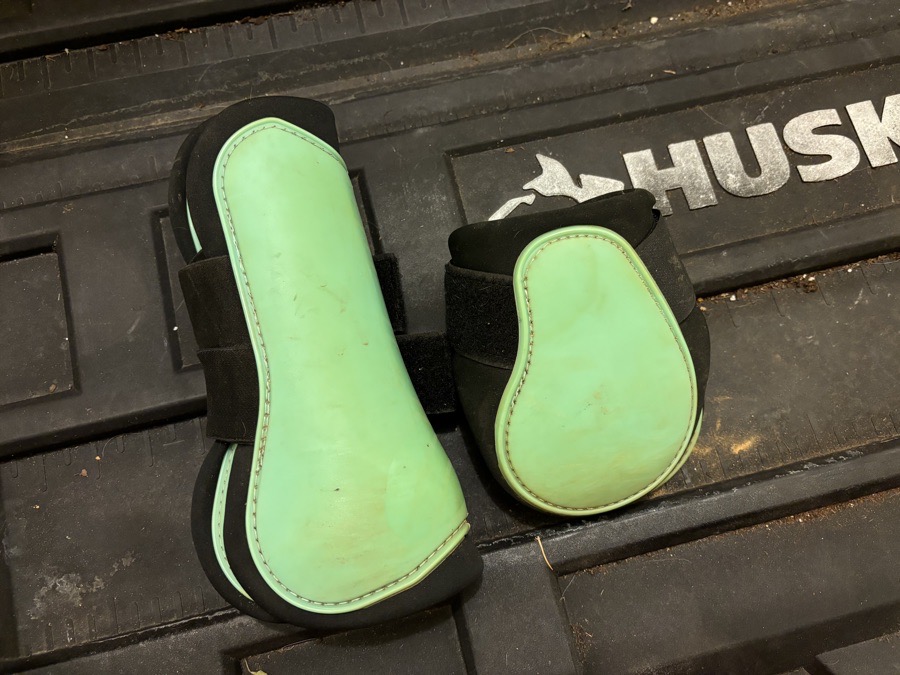 PONY Mint Splint Boots Full Set