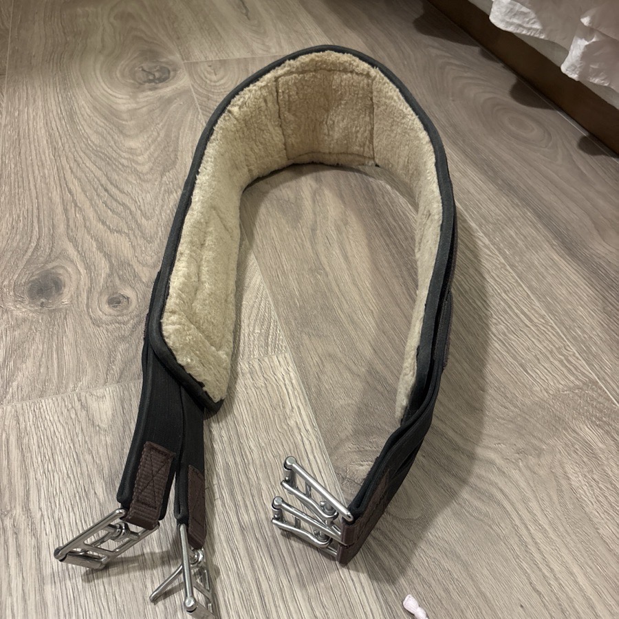 The EquiFit Essential Schooling Girth 