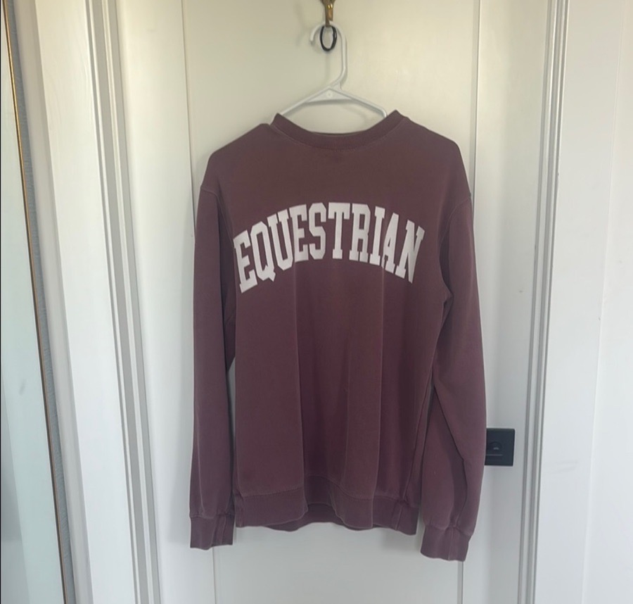 “EQUESTRIAN” pink crewneck