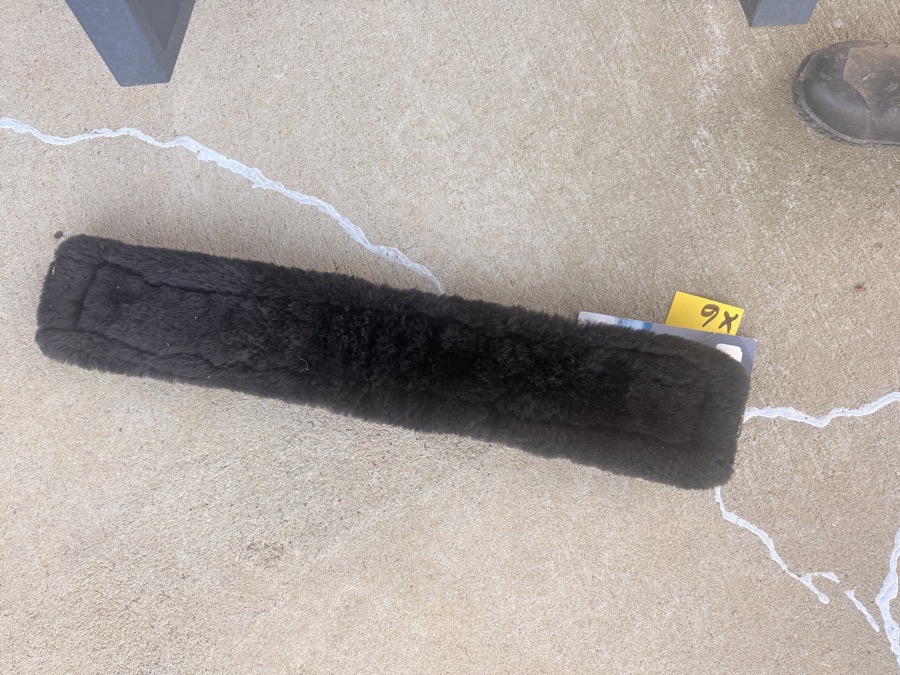 20” Professionals Choice SMX Dressage Girth