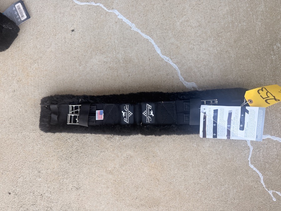 20” Professionals Choice SMX Dressage Girth