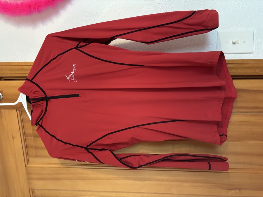 LeMieux Chilli Red 1/4 Zip Base Layer