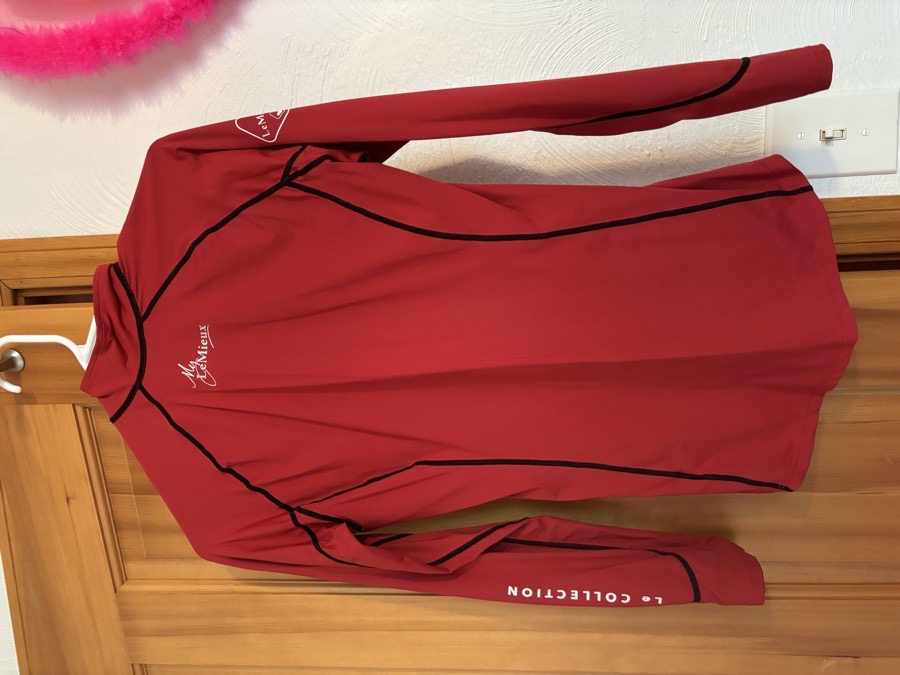 LeMieux Chilli Red 1/4 Zip Base Layer