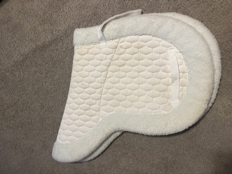 White derby pad 