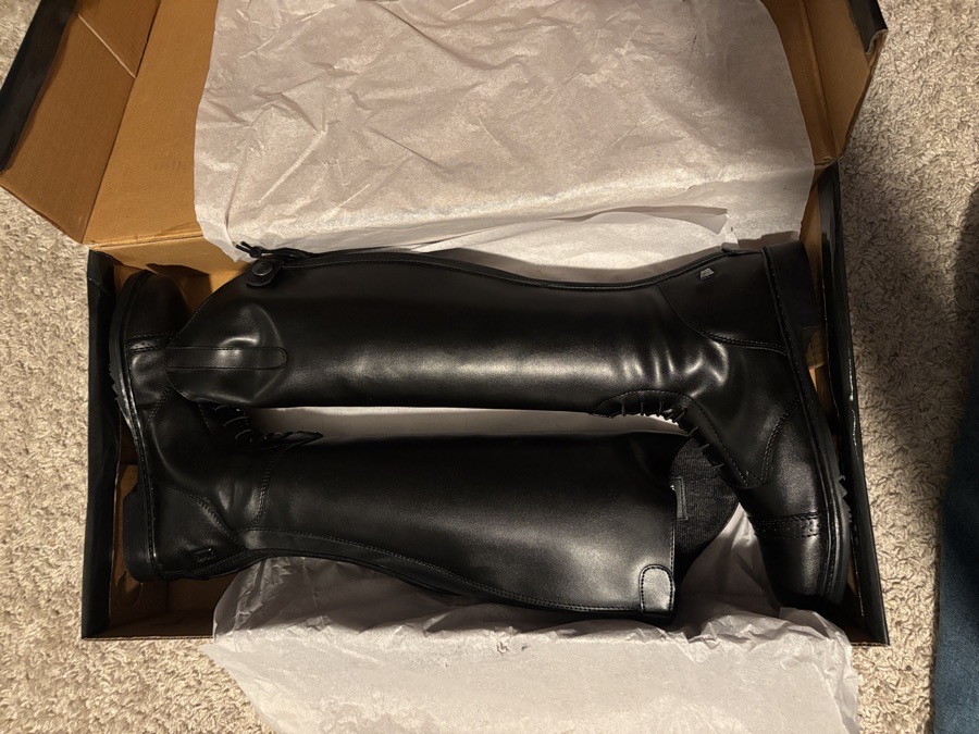 Tuffrider Women’s Size 9 Tall/Field Boots