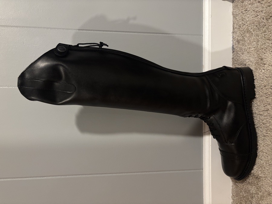 Tuffrider Women’s Size 9 Tall/Field Boots