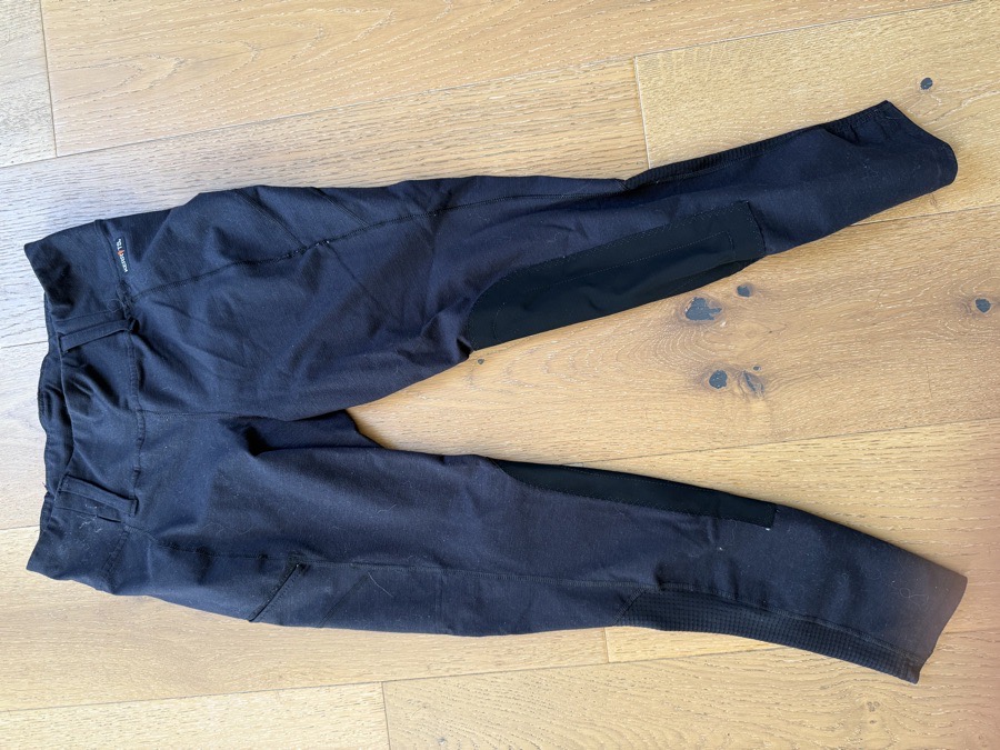 Kerrit black legging knee patch  breech