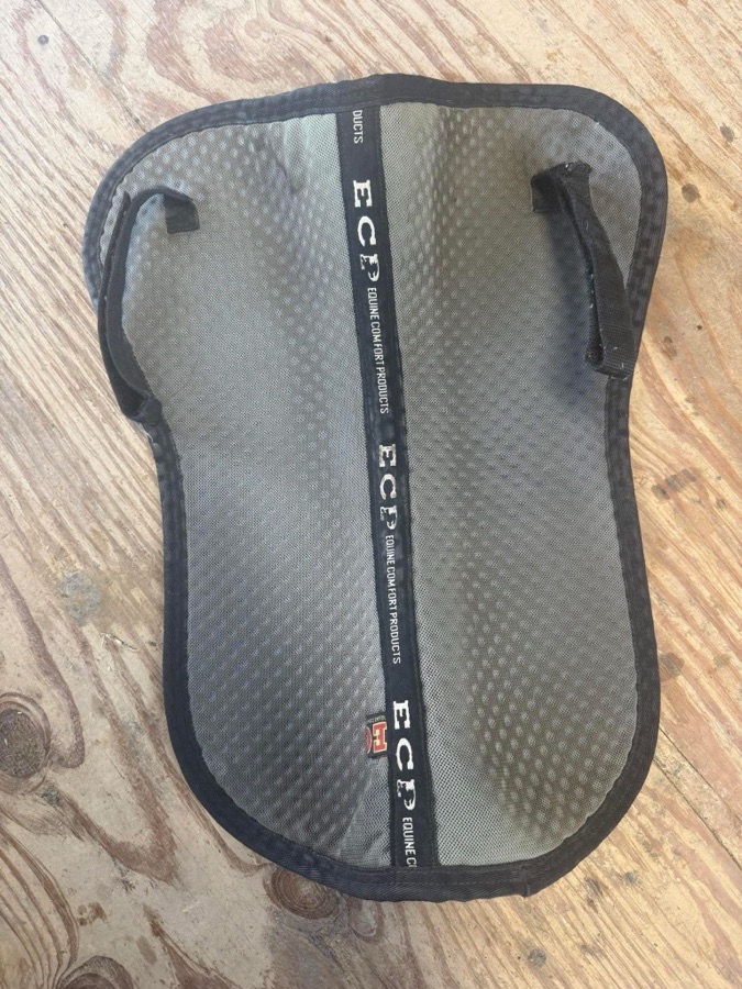 ECP 3D Air Ride Mesh Half Pad