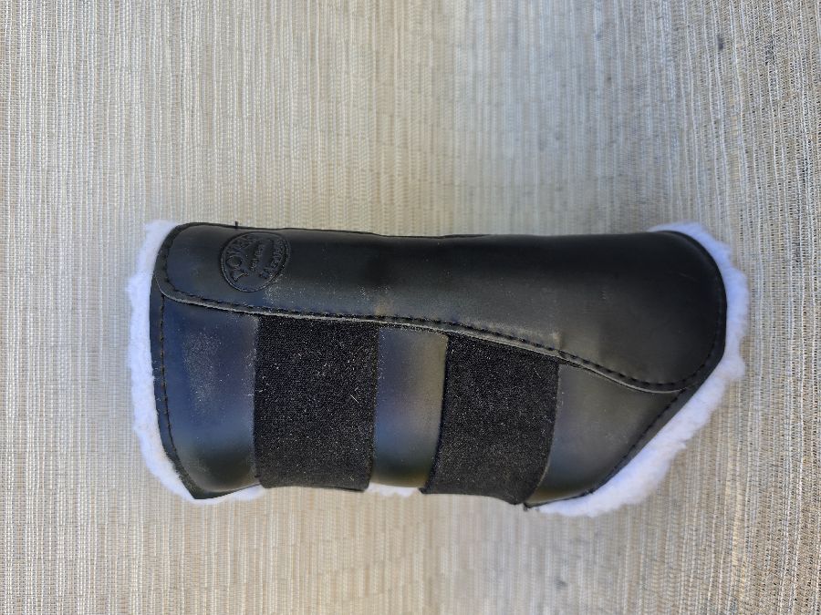 DOVER SADDLERY Front Boots