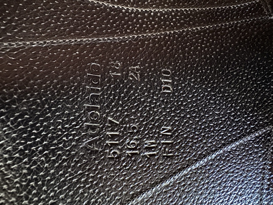 16.5” Voltaire Adelaide Dressage Saddle - Buffalo - NEVER RIDDEN IN!