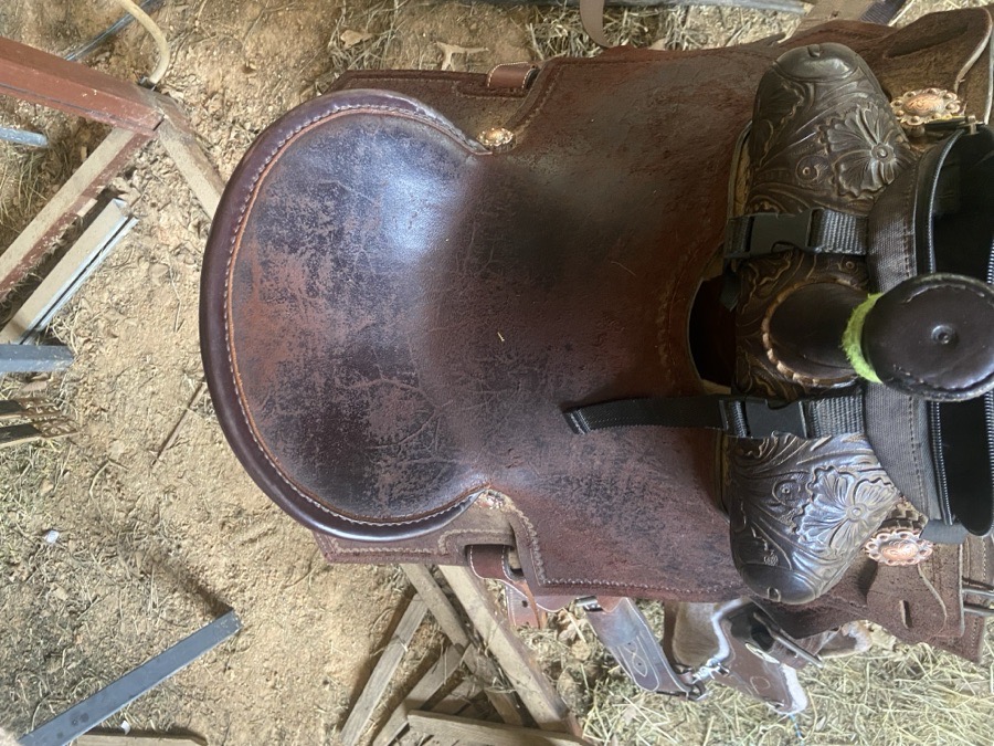 14in Barrel saddle