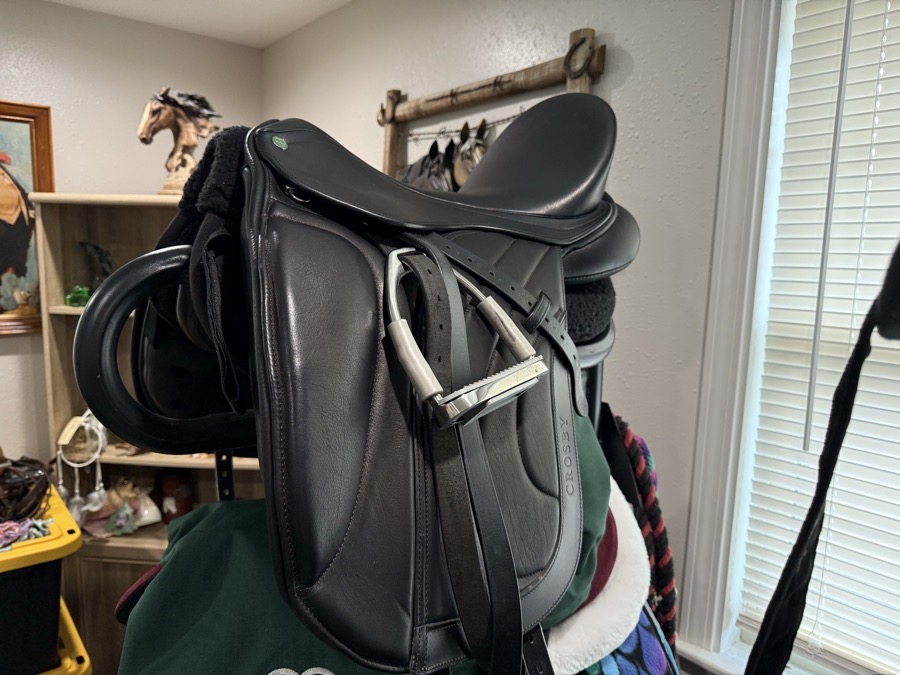 Crosby Adjustable Dressage Saddle