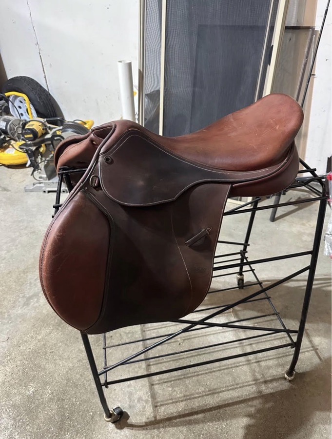 18” ThornHill English Saddle