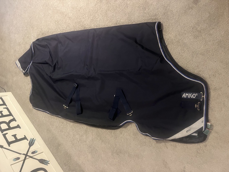 Amigo navy medium blanket 