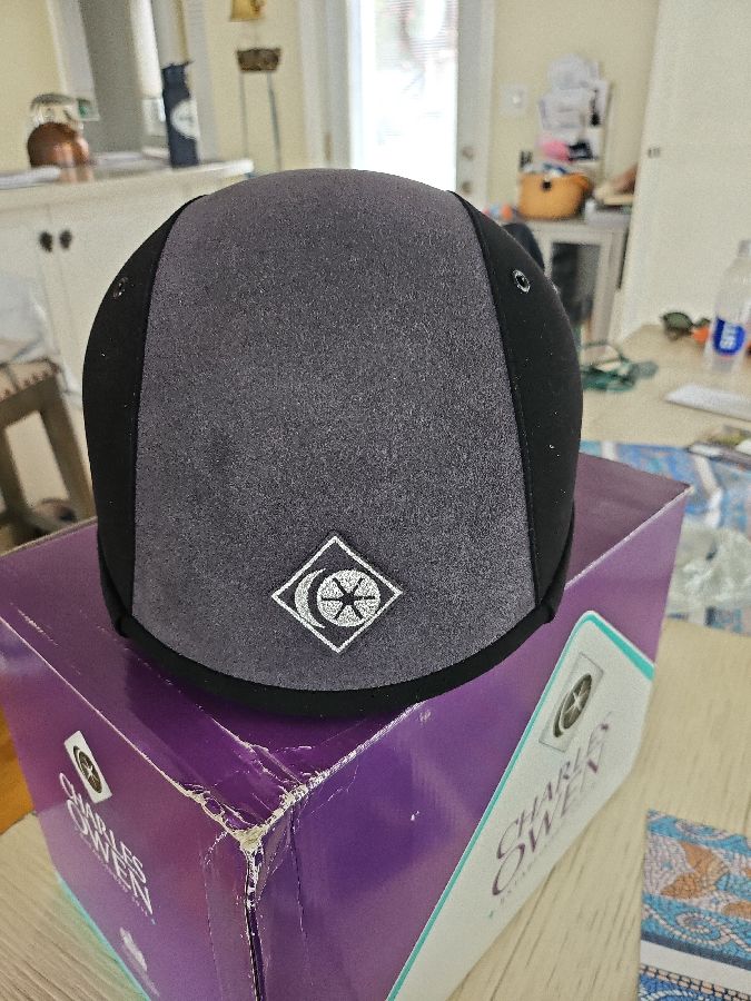 CHARLES OWEN Helmet 6 3/8