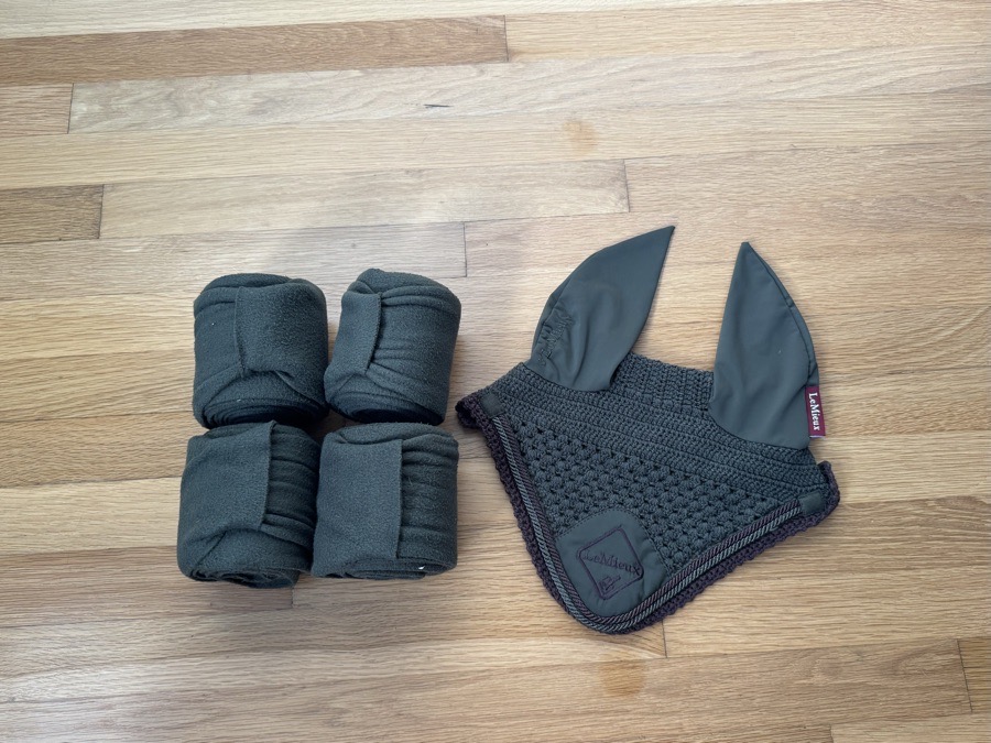Lemieux Oak Bonnet + Polos