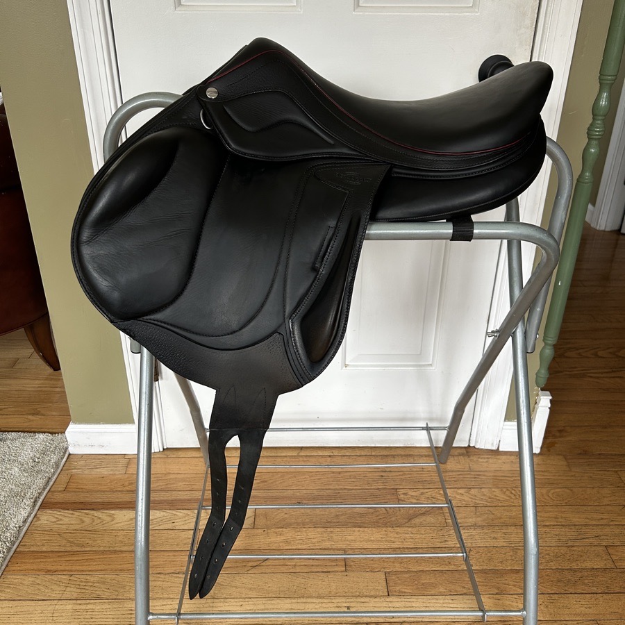 17.5” Devoucoux Chiberta Lab