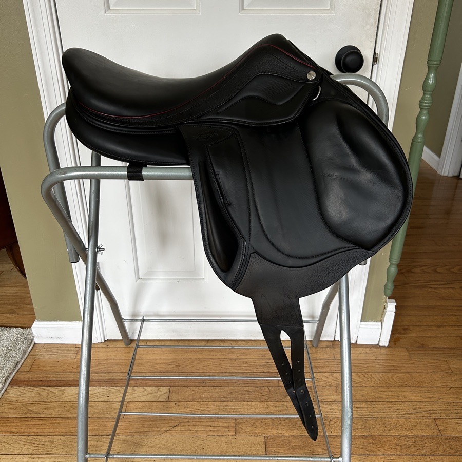 17.5” Devoucoux Chiberta Lab